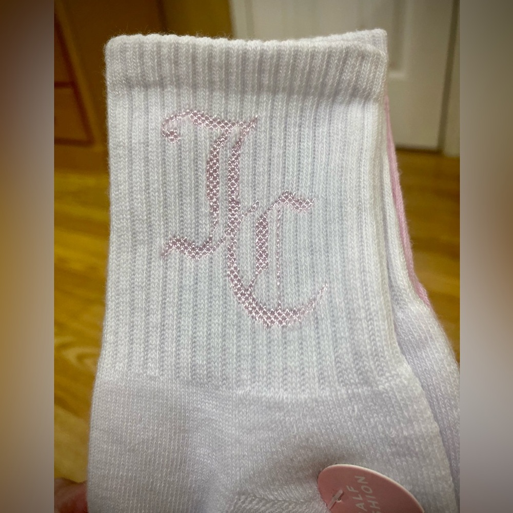 👑 JC 👑 Old English embroidered socks NWT size 4~10 JUICY COUTURE